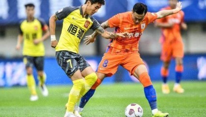 【中超】费莱尼绝杀莱昂纳多失良机 山东1比0广州队