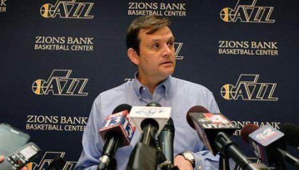 九游体育官网入口-爵士副总裁林赛遭降职 施奈德有望拥有更多话语权