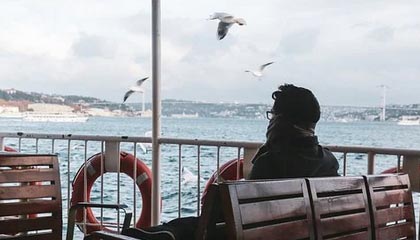 jiuyou游戏-中国32金暂列金牌榜首 上快手近距看杨倩奥运金牌